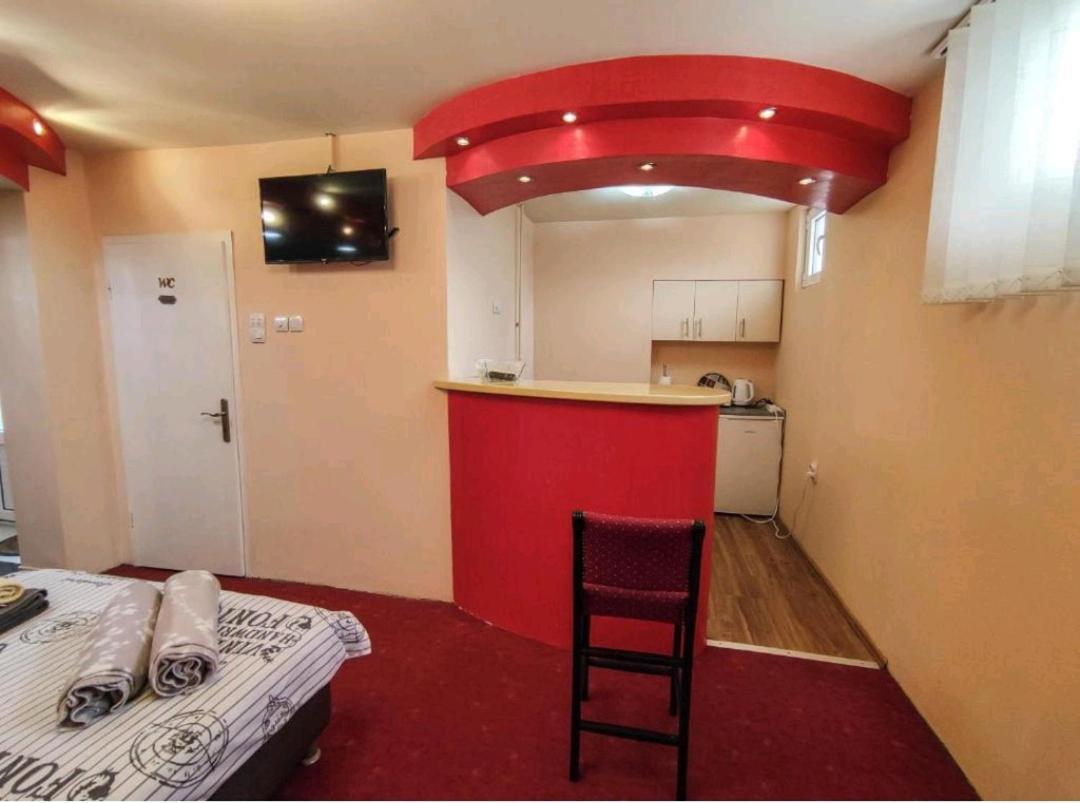 S. A. L. Prenociste Apartment Zrenjanin Luaran gambar