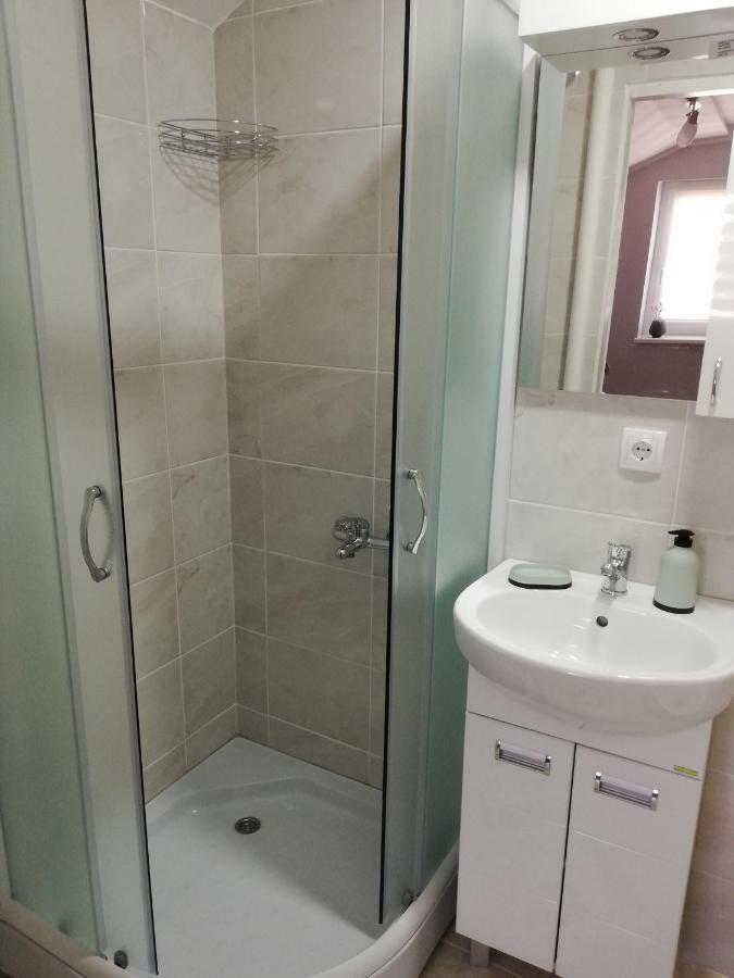 S. A. L. Prenociste Apartment Zrenjanin Luaran gambar